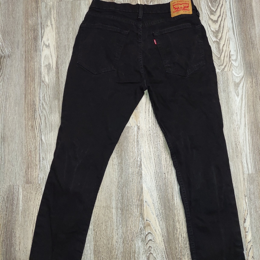 Levi's 502 jeans